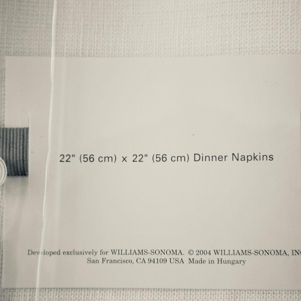 ⭐️HOST PICK⭐️ Linen Napkins - Picture 3 of 3
